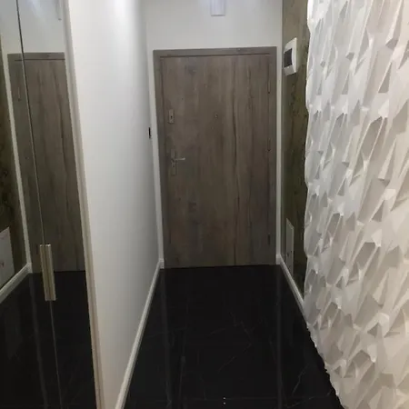Apartment Paryska 1, Kolobrzeg With Individual Parking Space Apartment *